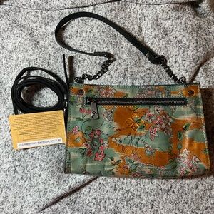 👜Patricia Nash Antica Leather Frame Crossbody Beautiful Girl Handbag Purse - B